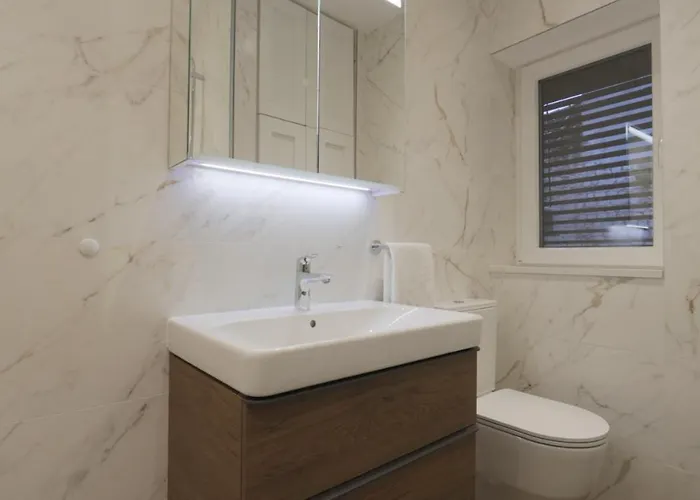 Kula View Apartment *