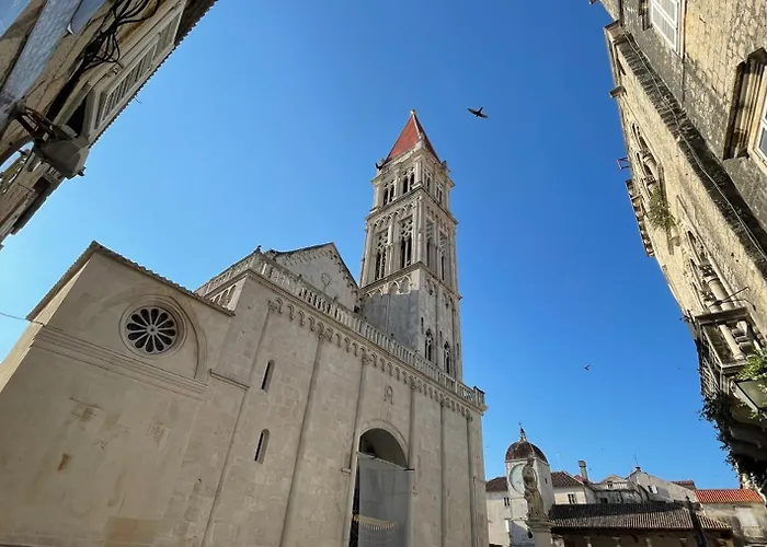 Kula View 特罗吉尔