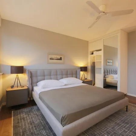 Διαμέρισμα Kula View *